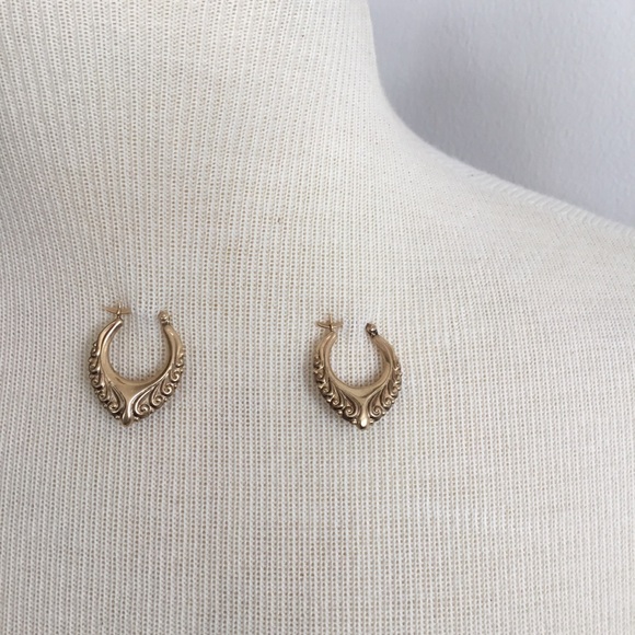 Gold Earrings Jewelry - 100%  Gold Earrings  $85